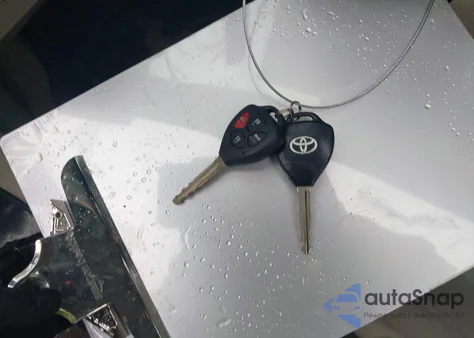 2010 Toyota Corolla Le z USA, uszkodzony, nr VIN 2T1BU4EE4AC290260